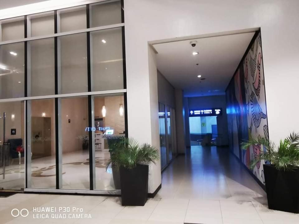 Staycation Condotel @150Newport Pasay City Manila Ngoại thất bức ảnh